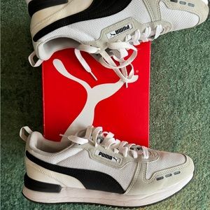 MENS PUMA R78 SHOES FOR SALE SIZE 10.5!!